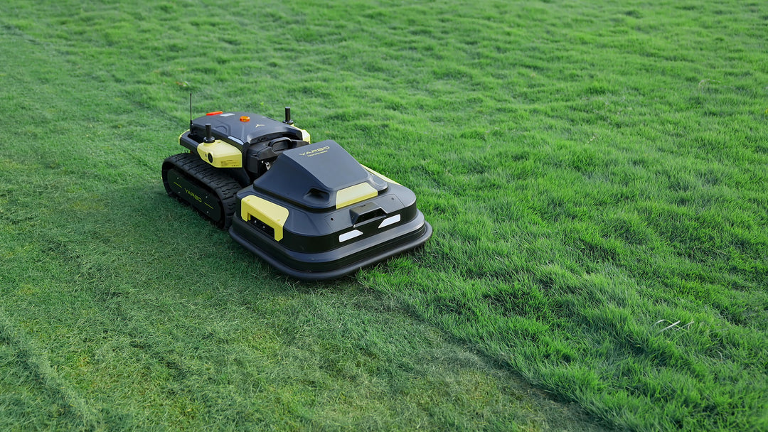 YARBO CORE ROBOTGRÄSKLIPPARE